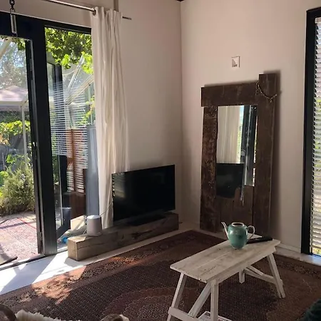 Woudlodge Met Serre En Evt Prive Hottub Chalet *